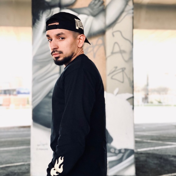 Meet your Posher, Ramon - Picture 1 of 1